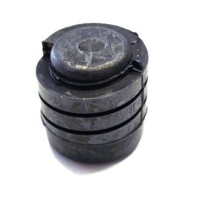 Преден гумен ограничител капак 65822-01M00 NISSAN OEM PARTS